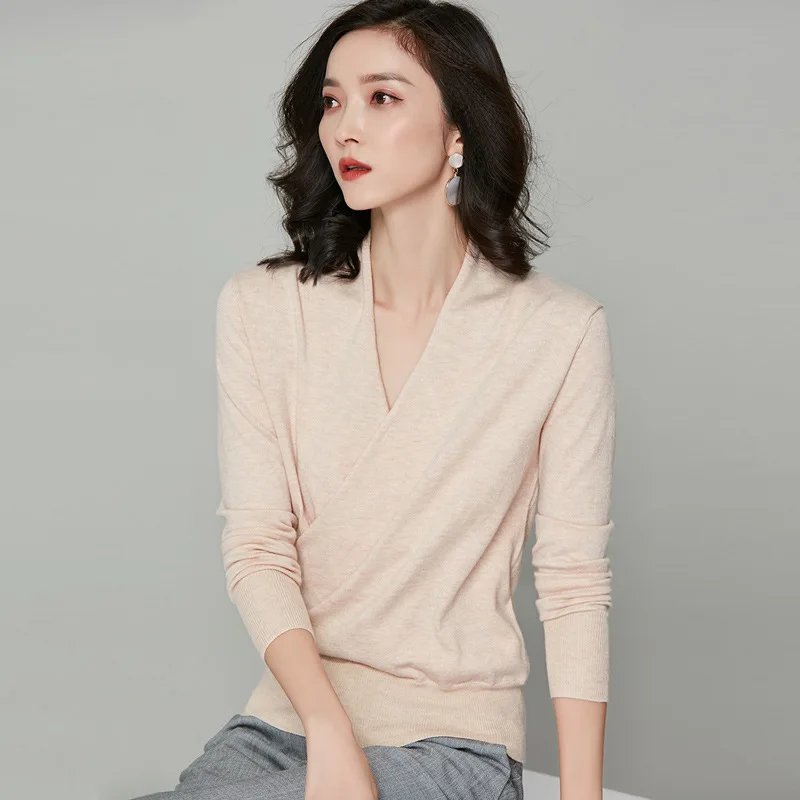 

New cross V-neck women's long sleeve Pullover bottoming sweater