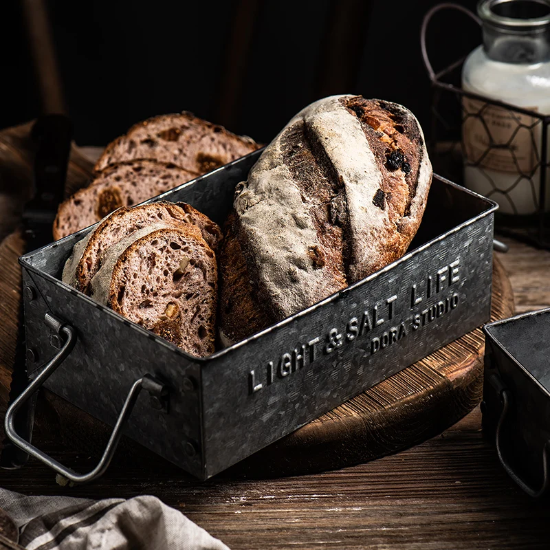 Retro Serving Tray Vintage Metal Storage Trays Breakfast Bread Cake Snack Plate Rectangular Box Iron Pan Photography Props storage tray kitchen tray