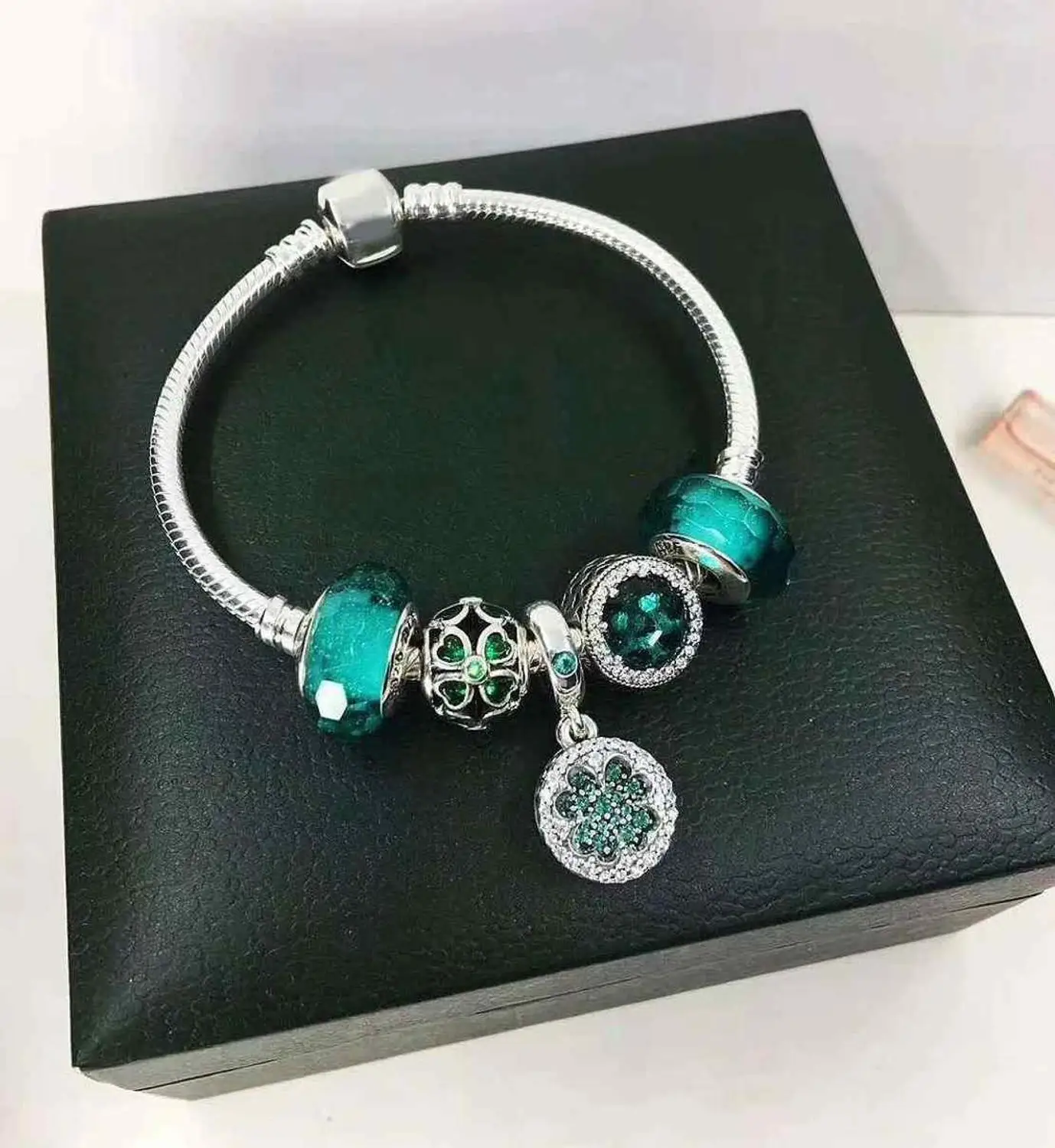 

Kaliyah Shop High Quality 1:1 100% 925 Pure Silver New Green Beaded Love Bracelet Gift First Choice Free Of Charge
