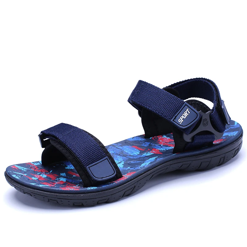 Новинка; летняя пляжная обувь; мужские сандалии в римском стиле; Повседневные Дышащие Вьетнамки для отдыха; Мужская водонепроницаемая обувь; Мужская садовая обувь - Цвет: BLACK BLUE