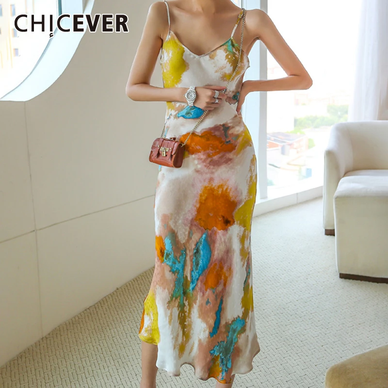 Женское платье с винтажным принтом CHICEVER облегающее на тонких бретелях