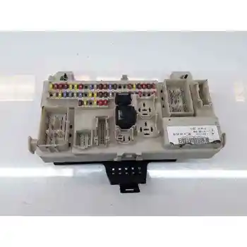 

1530432 BOX RELES/FUSES FORD FOCUS HATCHBACK (CHAP)