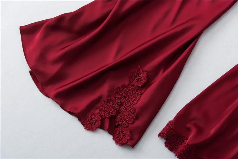 12926074508_1061836450