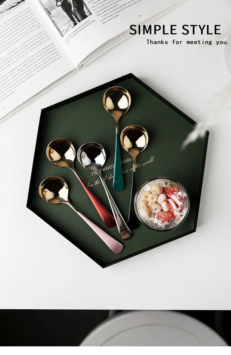 Stainless-steel-spoon_01
