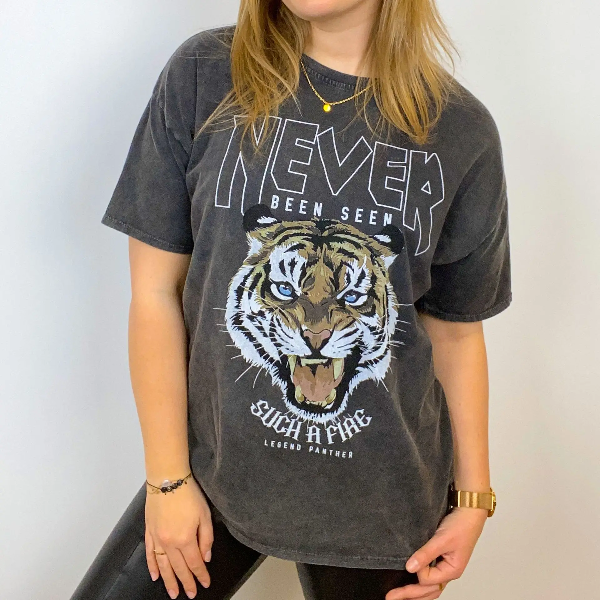 American Vintage Tiger Head Print 