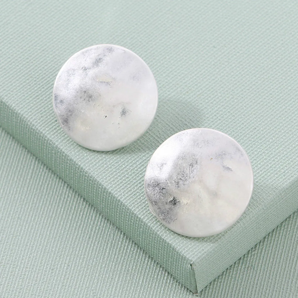 

ELEGANCE11 Design Minimalist Golden Clip-on Earring Simple Round Concave Shape Women Stud Earrings for Party Costume Earrings