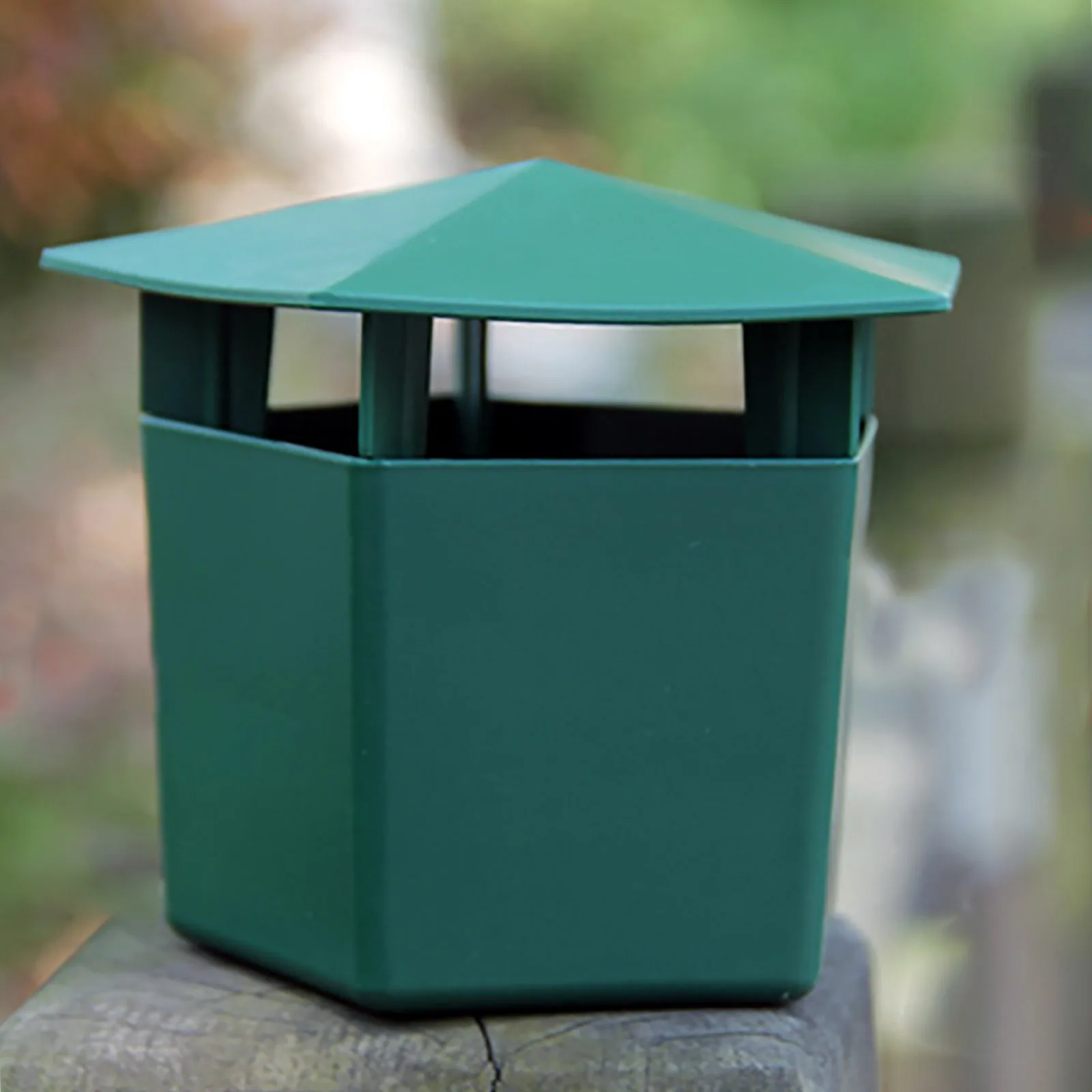 

Garden And Vegetable Garden Snail Traps Insect Catcher Box Trap Mail Slots Plant Pest Plastic Slug For Garden Safe Snail Trap