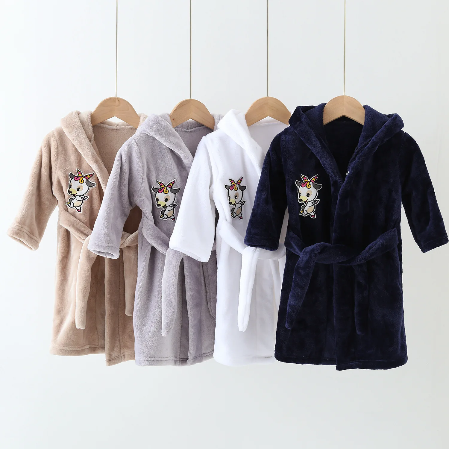 Spring Autumn Baby Kids Robes Hooded Bathrobe Boys Girls Pajamas Cartoon Animals Winter Boys Sleepwear Bathrobe Girls Clothing