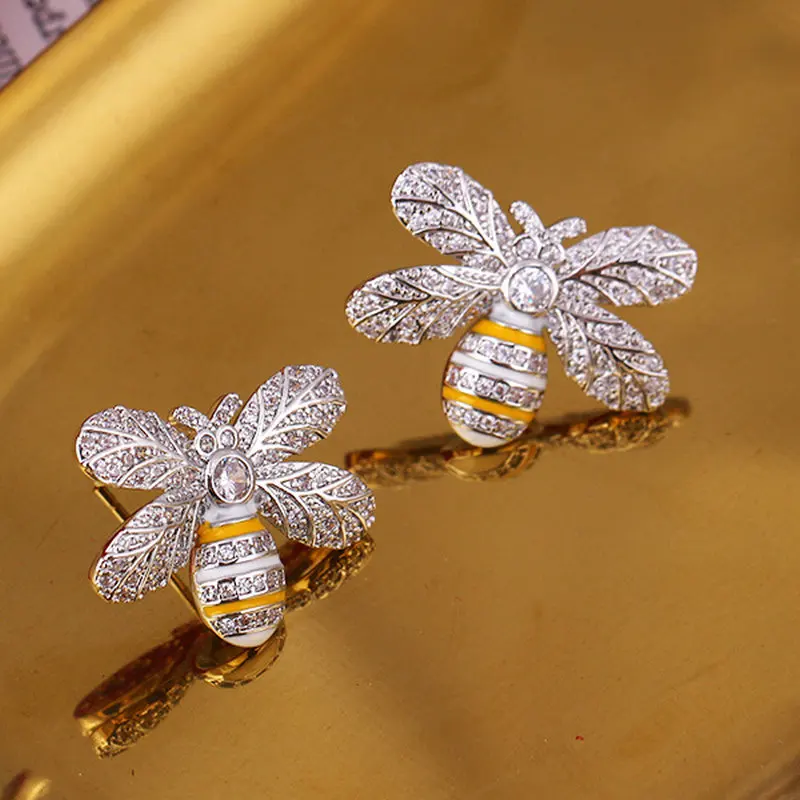 1pair Cute Bee Shaped Earring Studs Fully-jewelled Earring Studs Luxury Earring Studs Fashion Jewelry