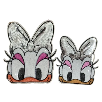 

WUYUCONG NEW Arrival Cartoon Bow Duck Sequined Patches for Jacket Sew on Sequins Duck Patch DIY Garment Accessories 2 Sizes
