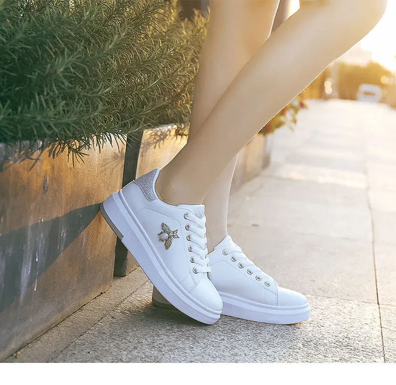 Новинка года; женские кроссовки из искусственной кожи; дышащие белые туфли на платформе; женские кроссовки со стразами; zapatillas mujer