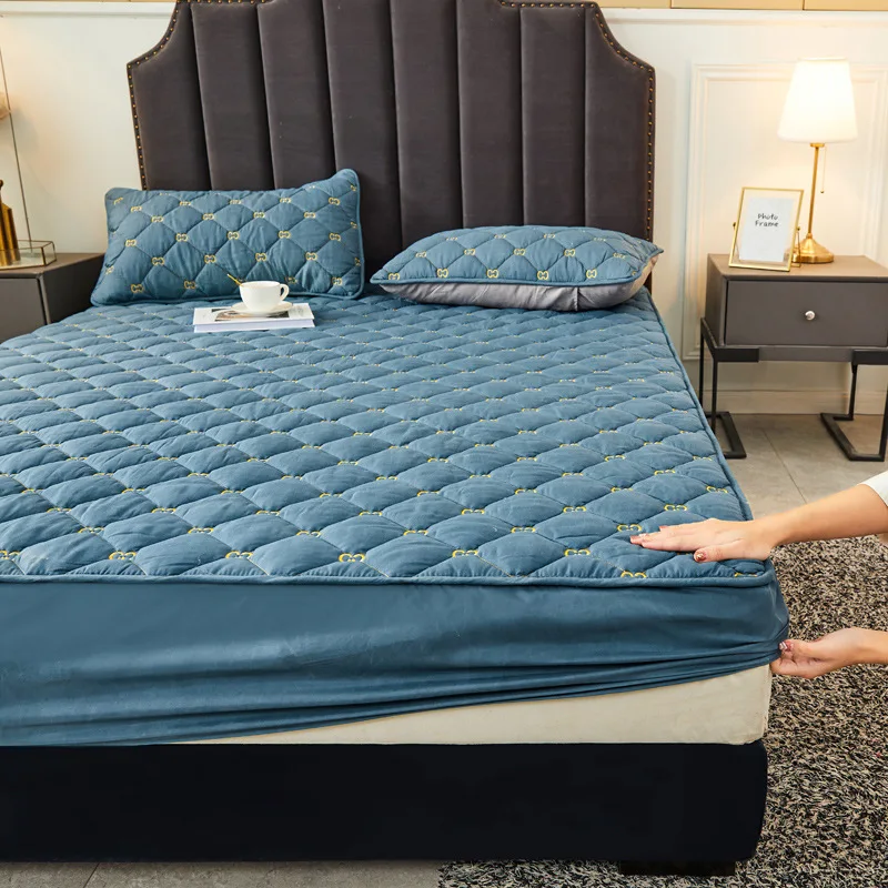 QualityWaterproofBedProtectionPadBreathableMattressProtective