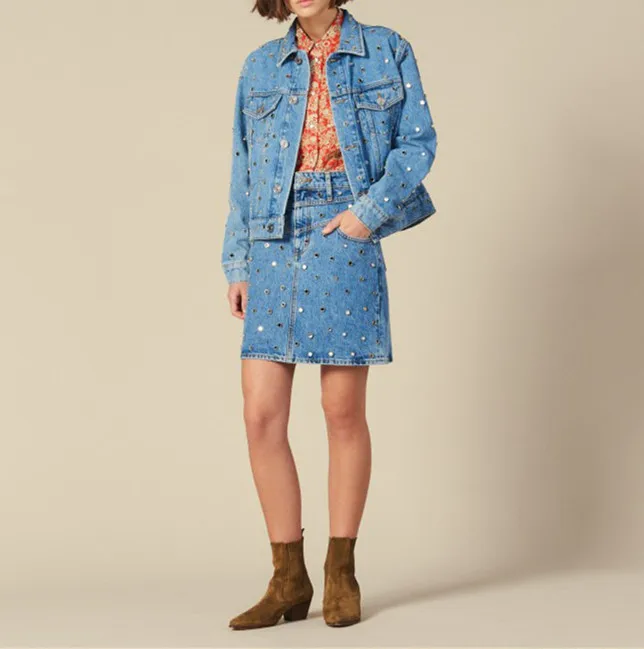 

Turn Down Collar Rivet Denim Jacket Women Casual Washed Pockets Jeans Outwear