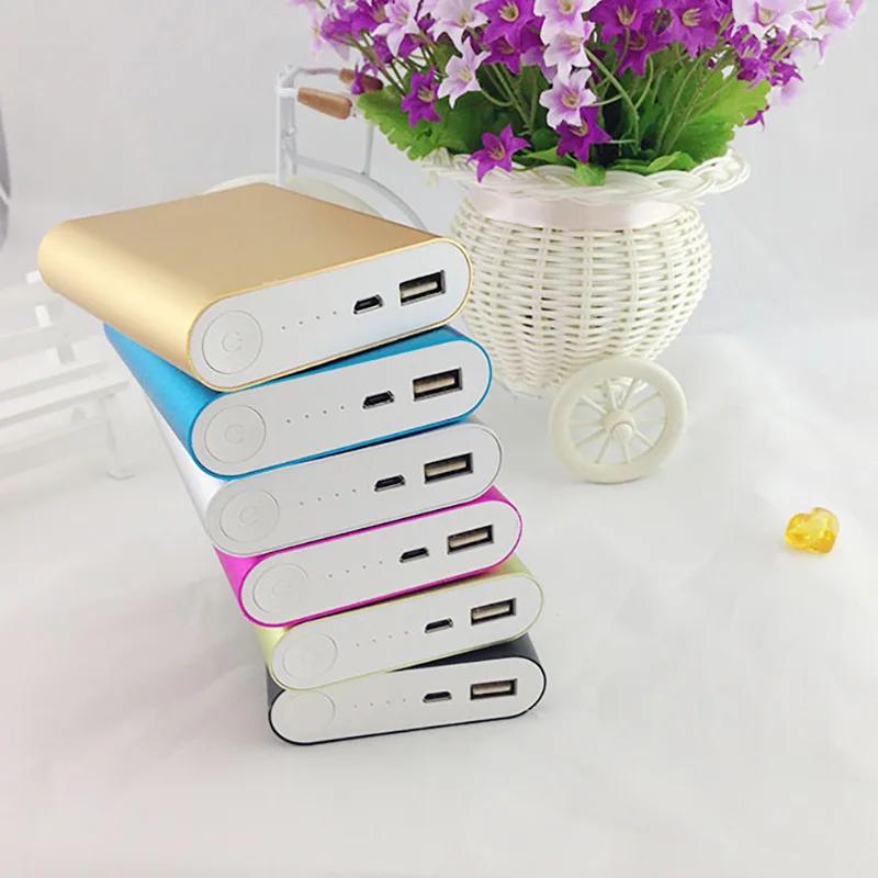 Универсальное зарядное устройство V8 из сплава с разъемом Micro USB чехол 2/ 4*18650 для