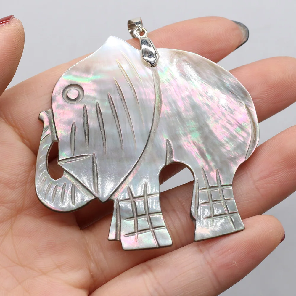 Orecchini a forma di elefante o pachiderma, fatti a mano