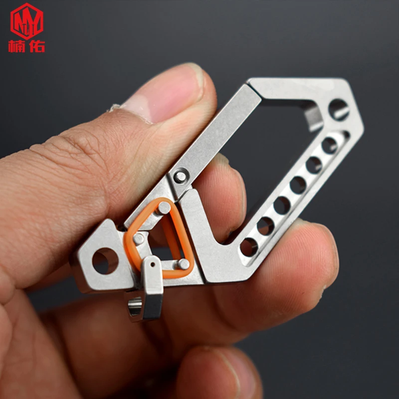 

1PC Titanium Alloy Car Keychain Key Chain Ring Hanging Buckle Quick Hook Custom Lettering Multifunction EDC Outdoor Pocket Tool