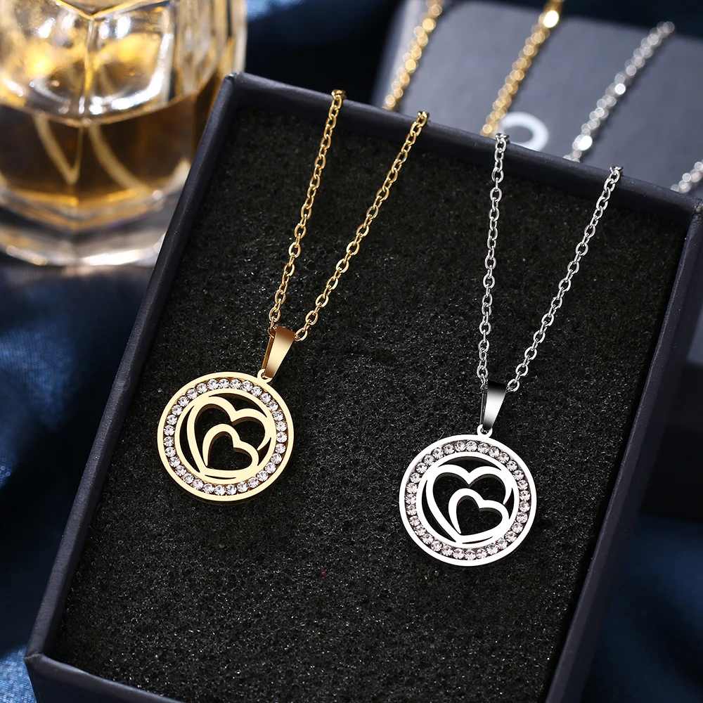 Crystal Rhinestone Openwork Overlay Love Necklaces - Image 4