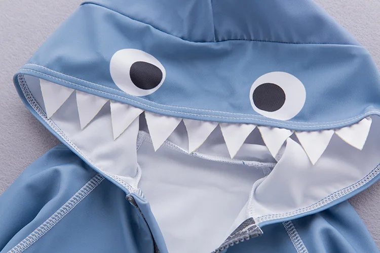 4078565678_1844225021