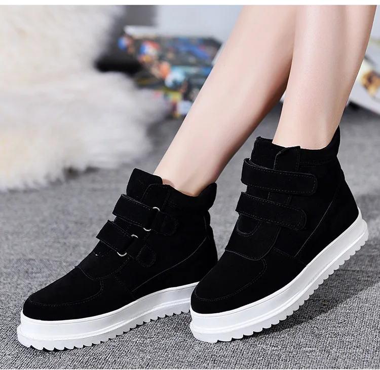 3514558952_153130286