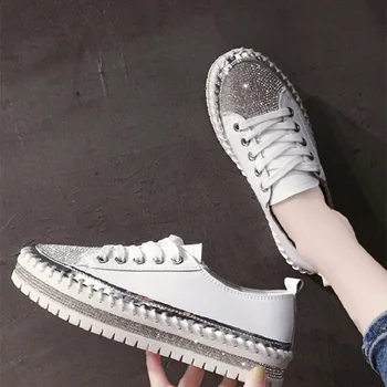 

Rhinestone white shoes female autumn 2019 new wild thick bottom cake Loaf leisure single shoes