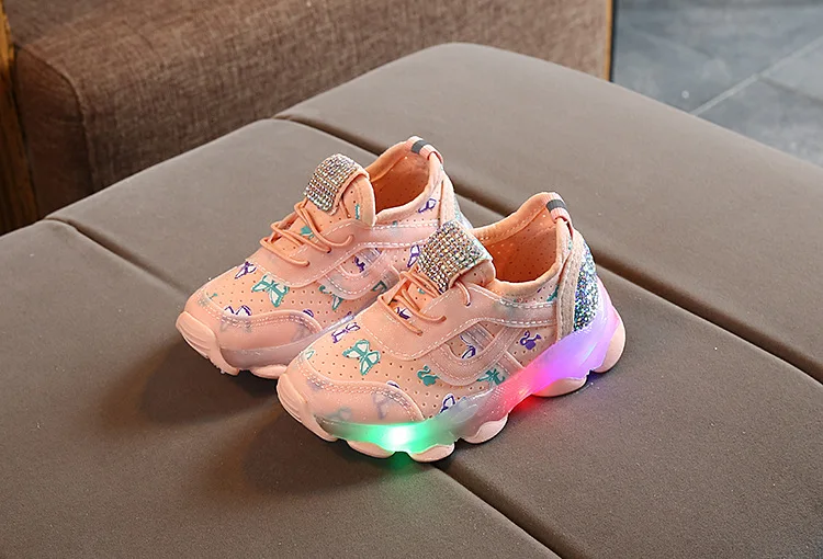 JUSTSL Autumn New Children's Light LED Sports Baby Boys Girls Fashion Sneakers Kids Breathable Casual Shoes