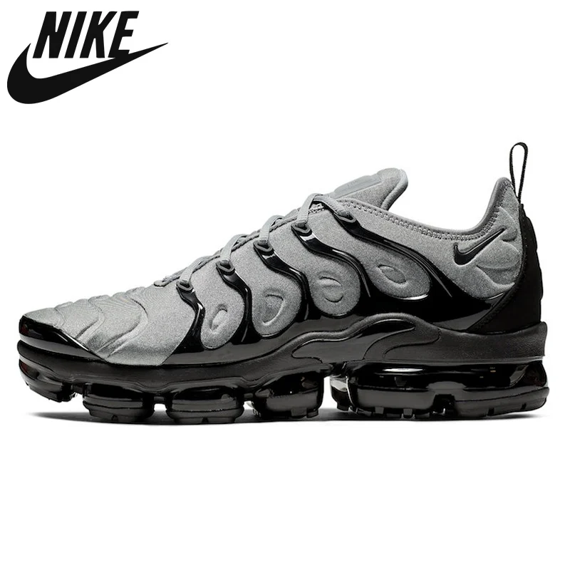 vapormax plus bleu clair