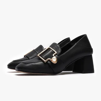

2020 Womens Spring Autumn Fashion Metal Button Square Toes Middle Heel Pumps Ladies Bead Elegant Delicate Pretty Shoes