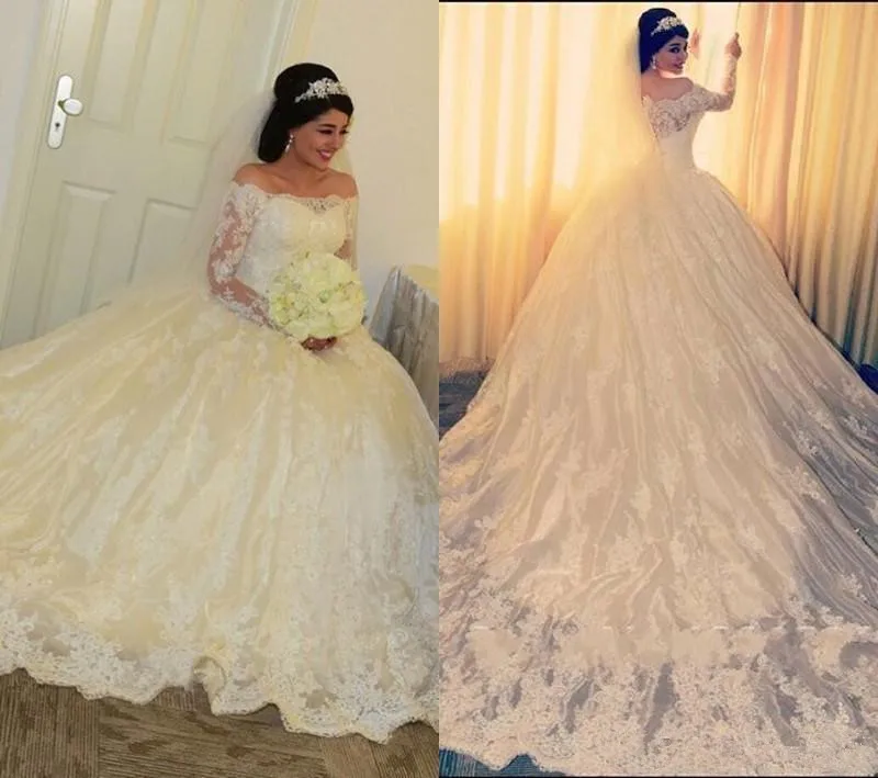 Robe De Mariage Роскошные c оголенными плечами кружевная одежда с длинным рукавом бальное платье свадебное платье принцессы с длинным шлейфом и застёжкой на пуговицу сзади свадебные платья