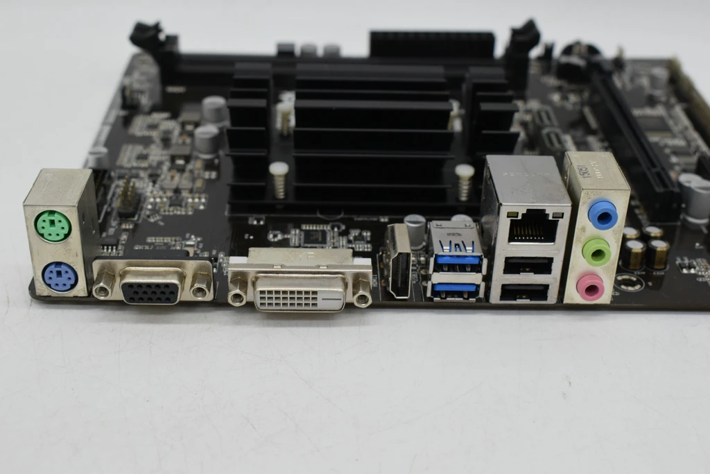 Для ASRock N3050M интегрированный двухъядерный процессор M-ATX материнская плата