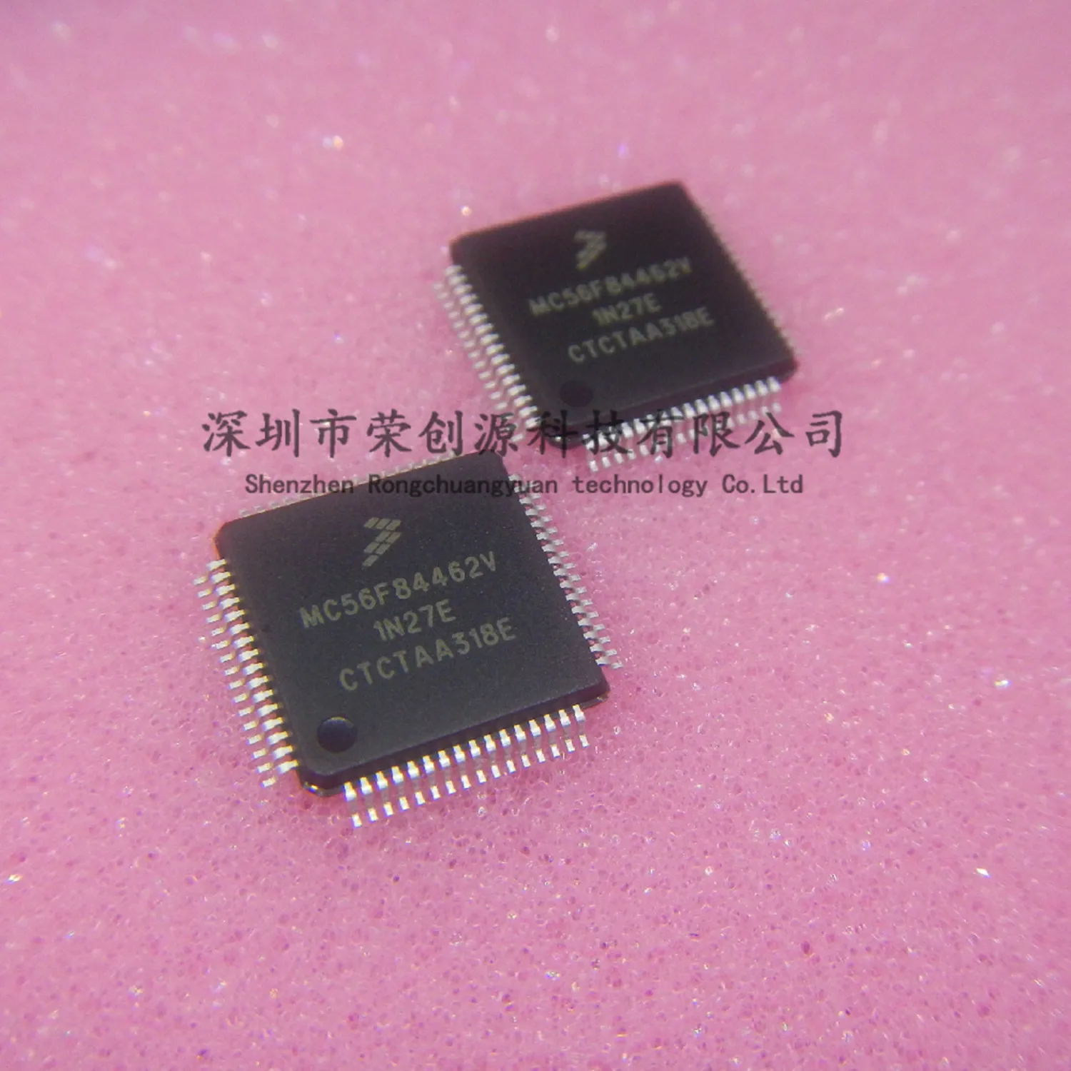 1 шт. новый и оригинальный MC56F84462V mc56f84462h vlQFP-64 32-разрядный DSC 56800EX core 128KB Flash 60 МГц |