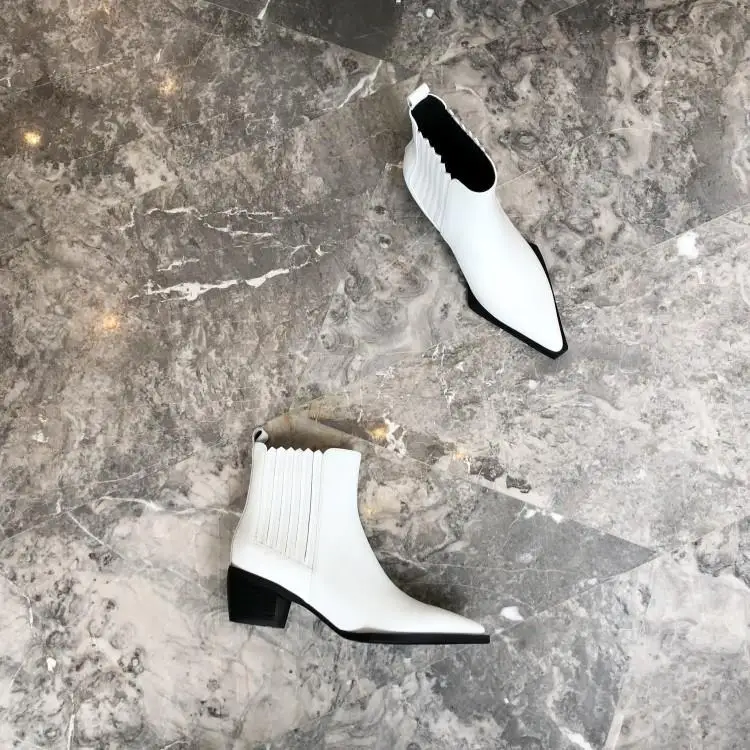 Buono Scarpe/кожаные ботильоны с острым носком; эластичные ботинки «Челси»; Женские ботинки в западном стиле; Botas Mujer; модная обувь; Цвет черный, белый; ботинки
