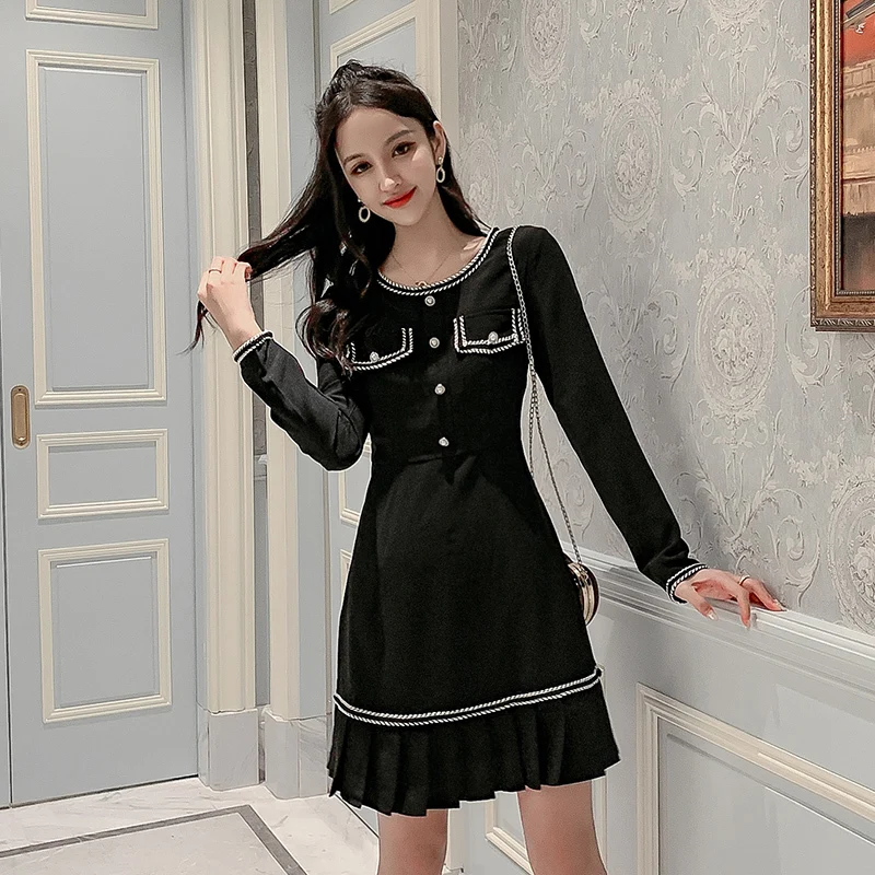 

Vintage Black Pleated Dress Women Slim Buttons Hit Color Mini Elegant Dress Long Sleeve A Line O-Neck Autumn Winter Dresses 2019