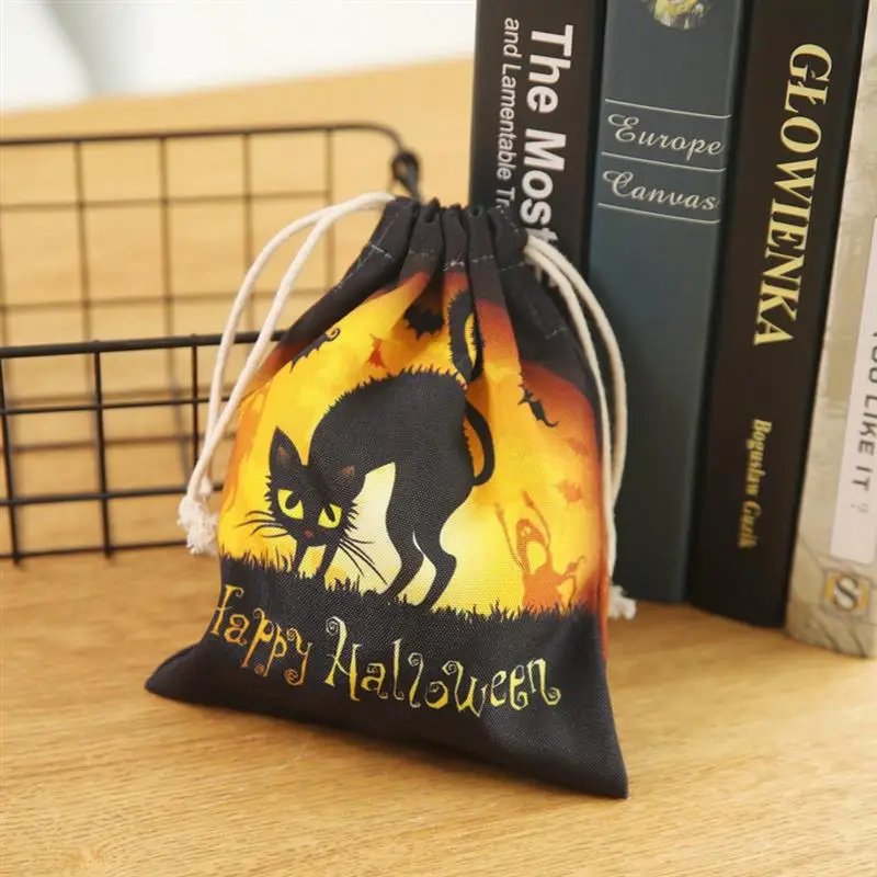 3 шт Хэллоуин украшения Конфеты Drawstring сумки холст подарочные сумки ювелирные изделия упаковка мешки для рождественской вечеринки(случайный узор