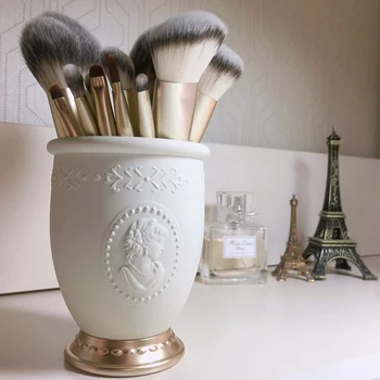 

2 Colors Makeup Storage Box Cylindrical Case Storage Lipstick Brush Pen Holder Organizer Emboss pf103011