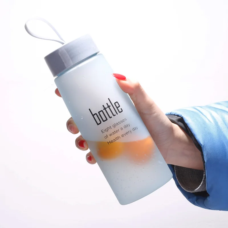 Корейская креативная пластиковая чашка с чешуей для мужчин и женщин, Студенческая пара, милая сопроводительная чашка, портативная бутылка для воды