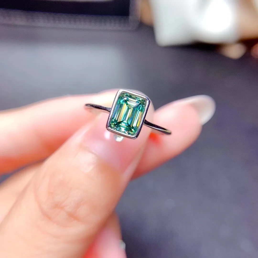 

High Quality Green Moissanite Woman ring ewelry Free shipping gemstone 925 sterling silver RING