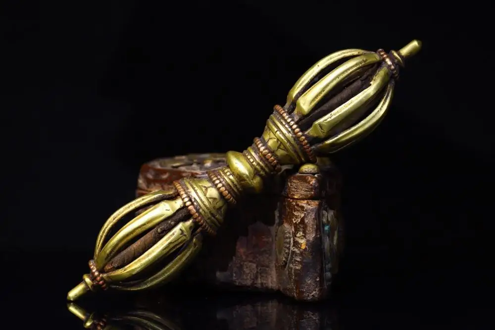 

Home Decor 8" Tibetan Buddhism Old Bronze Eight-stranded Vajra Dorje Vajra Phurba Dagger Holder Ward off evil spirits