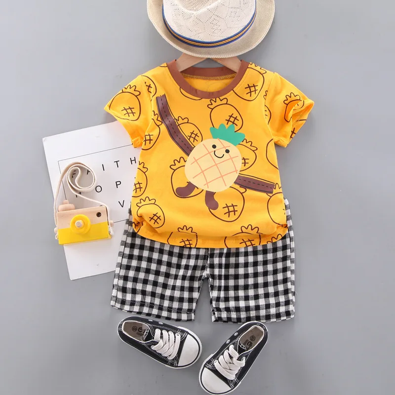 Baby boy clothes autumn and winter pure cotton thick warm casual hooded sweater cartoon cute bear three piece baby girl suit