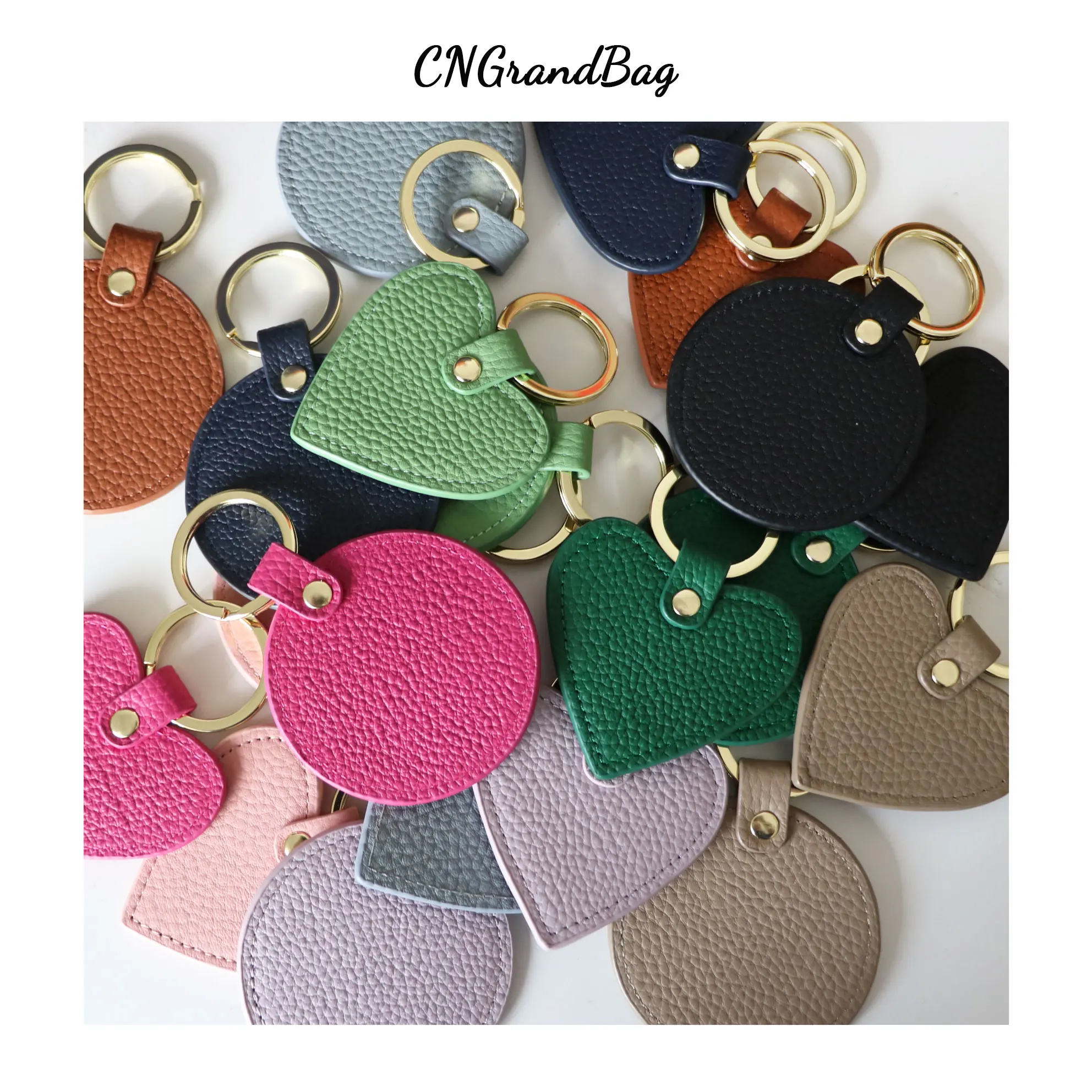 Free Monogram Round Shape Key Holder Men Women Genuine Leather Keychain Pebble Leather Circle Key Ring Gift key case,key holder,key organizer,key purse