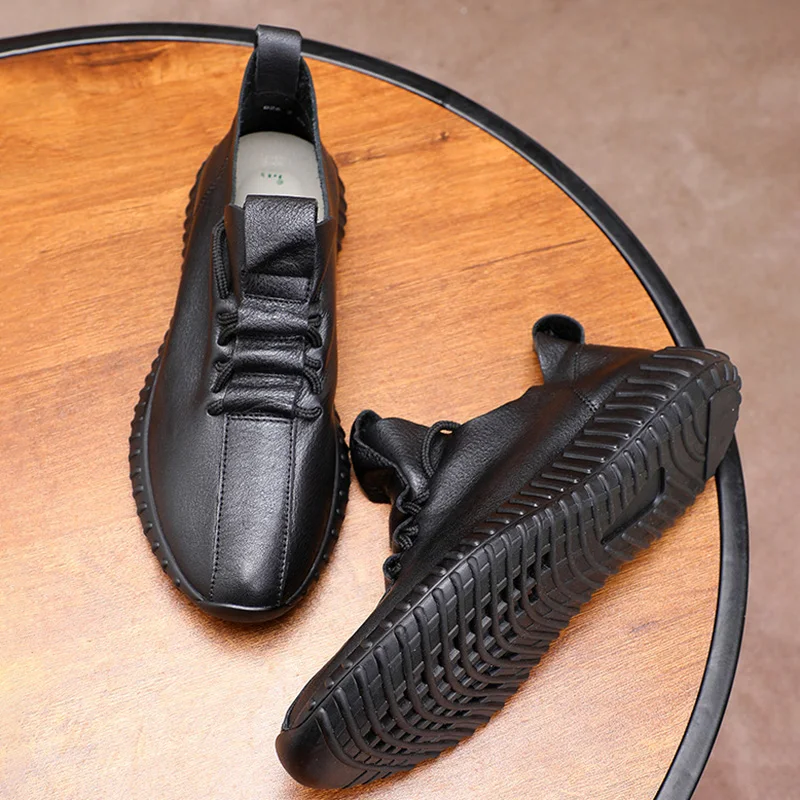 Casual Shoes mens Soft Bottom Breathable High Quality Genuine Leather Shoes male Sneakers Breathable cowhide Spring and Summer