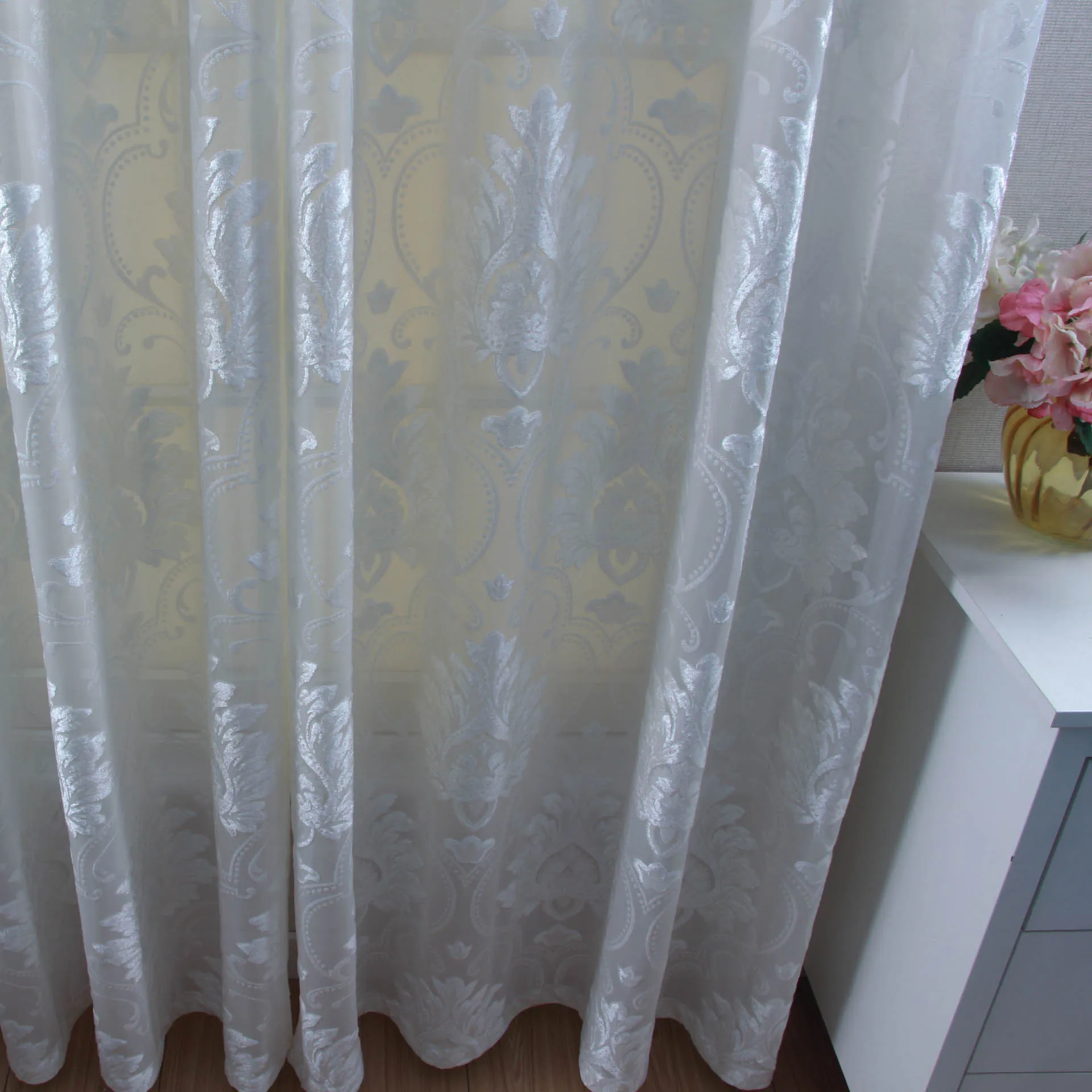 

Classic European Flower Damascus Cut Velvet Window Screen Simple Wild Living Room Bedroom Curtains