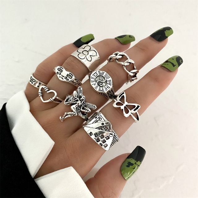 Bohemian Geometric Joint Ring Set for Women Punk Butterfly Flower Chain Finger Ring Set Fashion Gothic Jewelry Gift