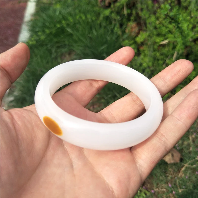 

Лидер продаж, натуральный цвет, ручная резьба, яркий и белый нефрит, модные аксессуары для мужчин и женщин, подарки на удачу, амулет для