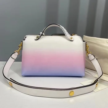 

free shipping 2020 the new style fashion and romantic genuine cow leather women handbag one shoulder bag crossbody bag 27cm
