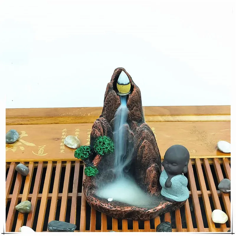 Смола Курильница для благовоний горелка креативный домашний Декор маленький Монах Будда дым водопад курильница использование в домашних Teaho - Цвет: M