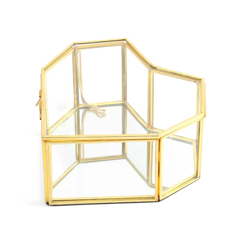 13379445084_303672297