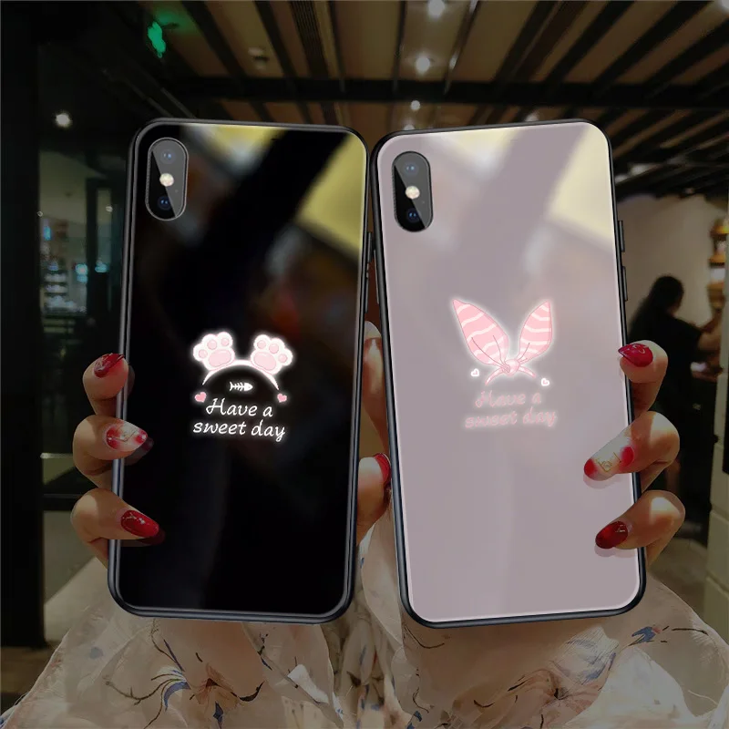 

Yagoo Smart LED Glowing Phone Case For Apple iPhone X XS XR MAX 6 6S 7 8 Plus Cases Back Cover Cute Animal Funda Luxury Silicone