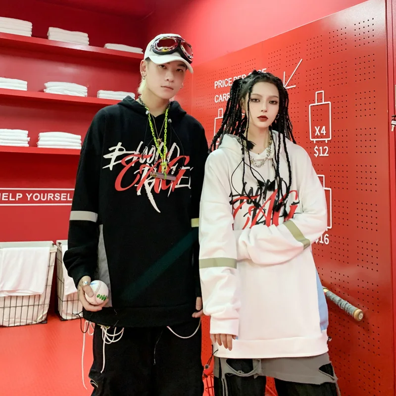 

Cotton Hoodie with Reflective Article Men/Women Streetwear Loose Harajuku Anime Panda Printing Cute Couple Hooded Sweatshirt