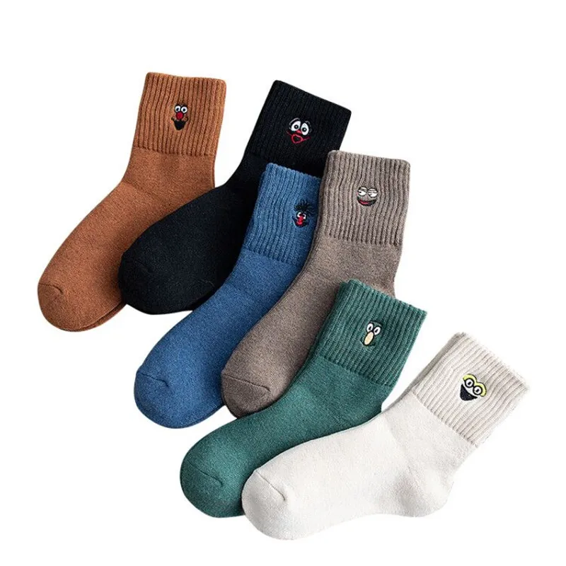 Хлопковые женские носки с милым рисунком и вышивкой, сохраняющие тепло, дышащие женские носки высокого качества, зимняя уличная одежда