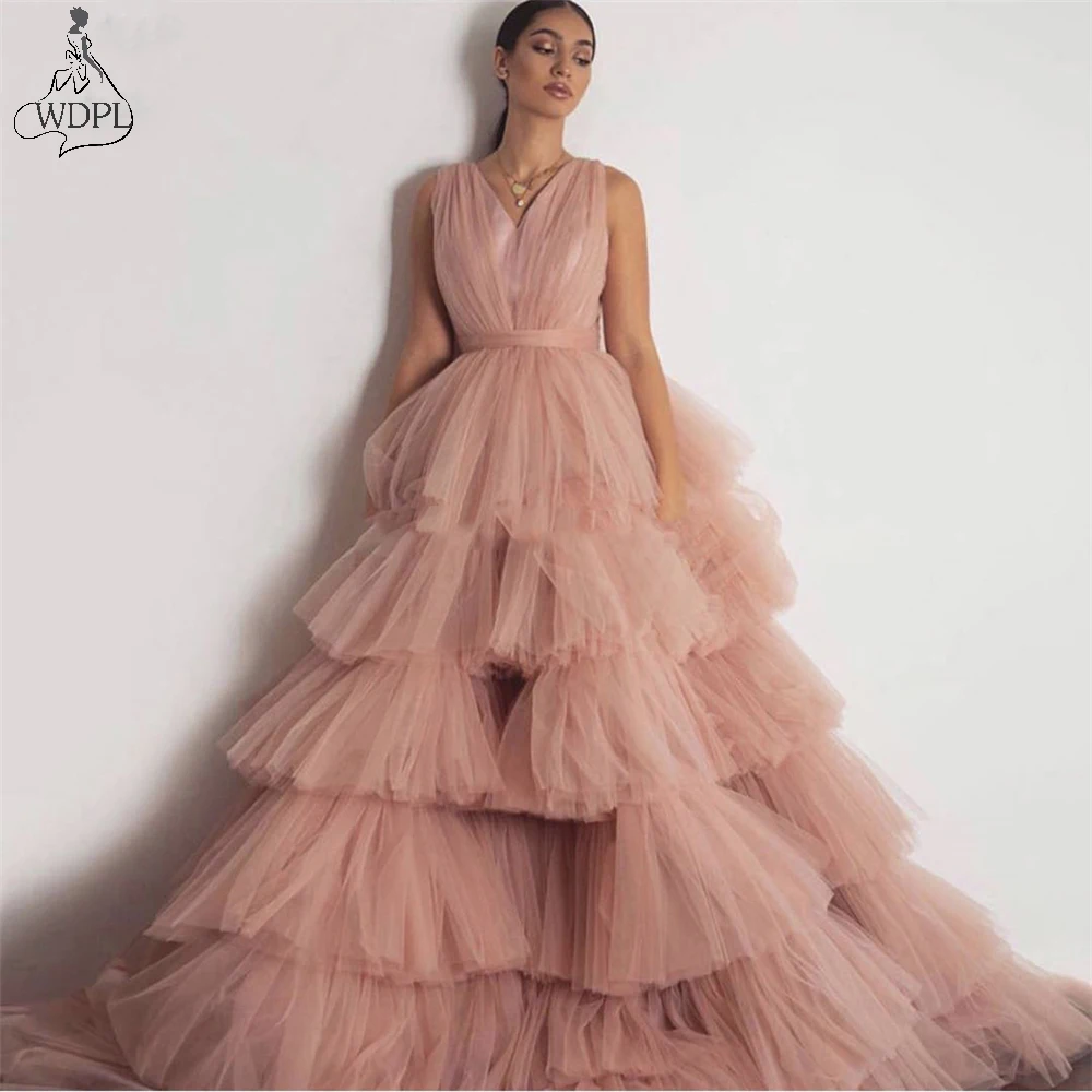 Dubai Design Blush Pink V-Neck Evening Dresses 2020 Vestidos De Festa Tiered Formal Prom Dress Party Gowns Long Red Carpet Gowns
